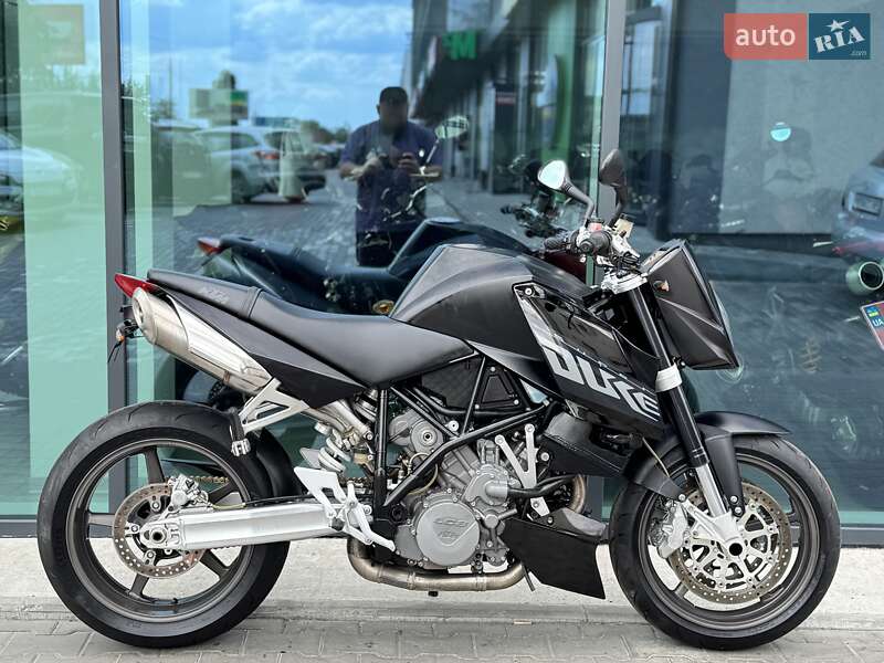 KTM 990 Super Duke