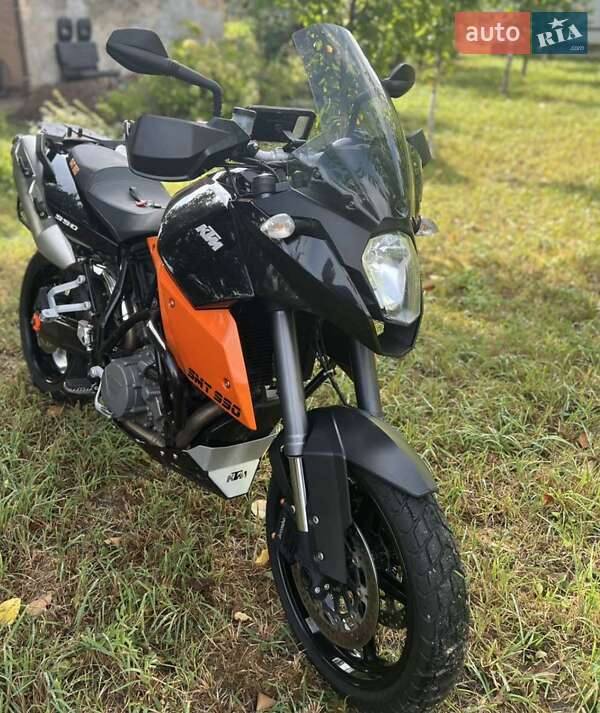 KTM 990 Supermoto