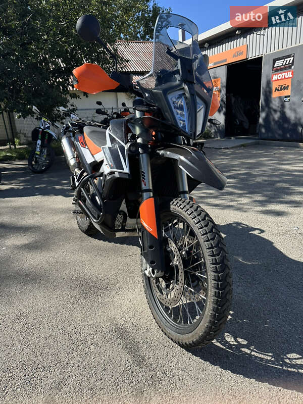 KTM Adventure