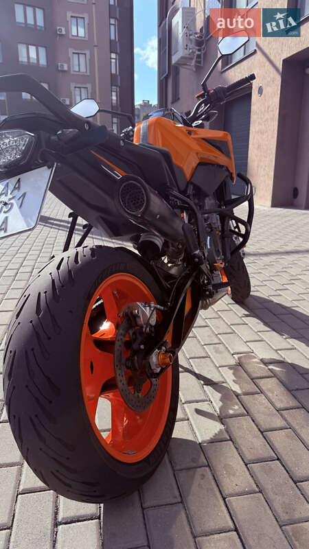 Мотоцикл Многоцелевой (All-round) KTM Duke 790