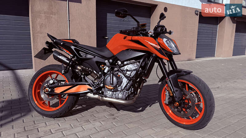 Мотоцикл Многоцелевой (All-round) KTM Duke 790