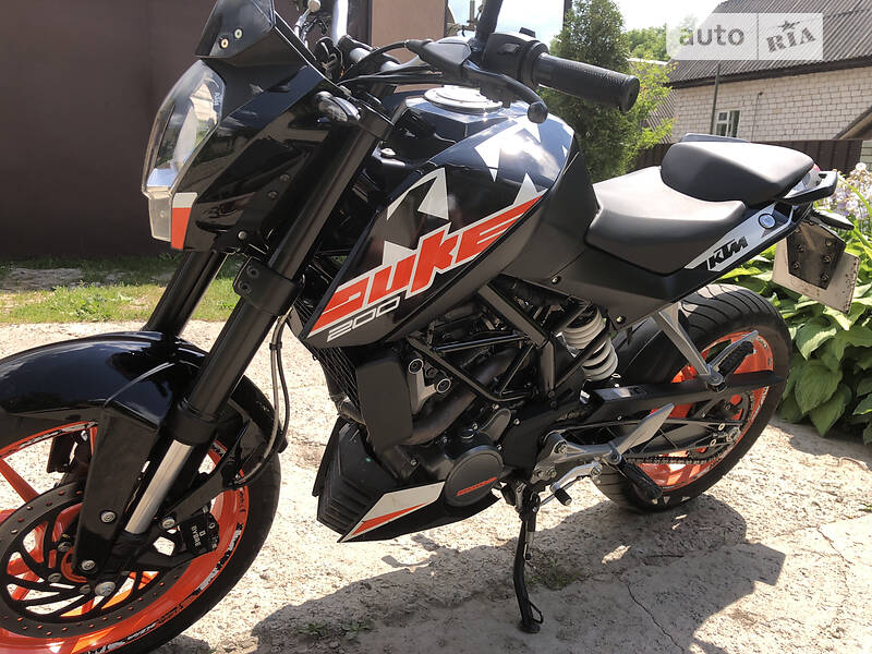 KTM Duke