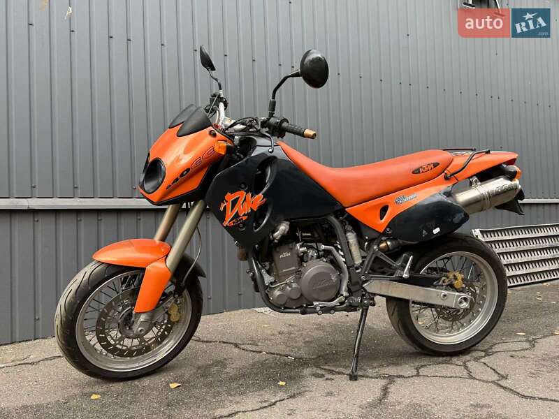Мотоцикл Супермото (Motard) KTM Duke