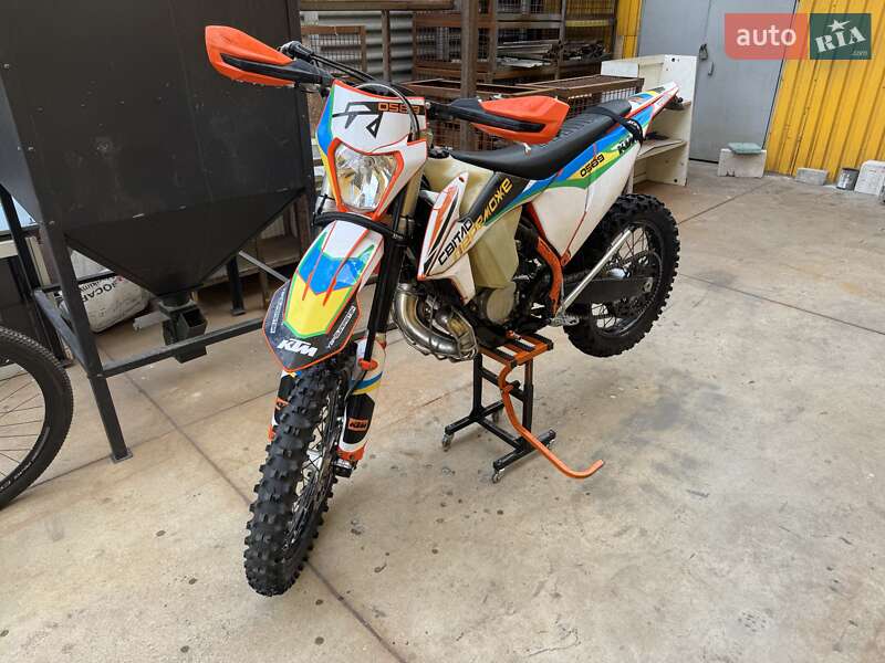 Мото KTM EXC
