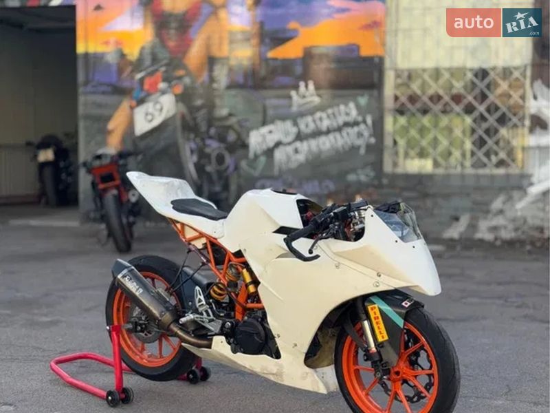 KTM RC 390