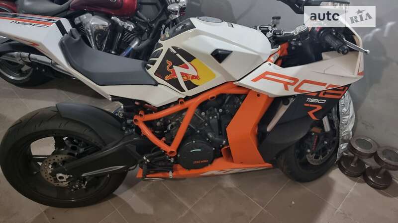 KTM RC