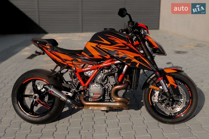 Мотоцикл Спорт-туризм KTM Super Duke 1290