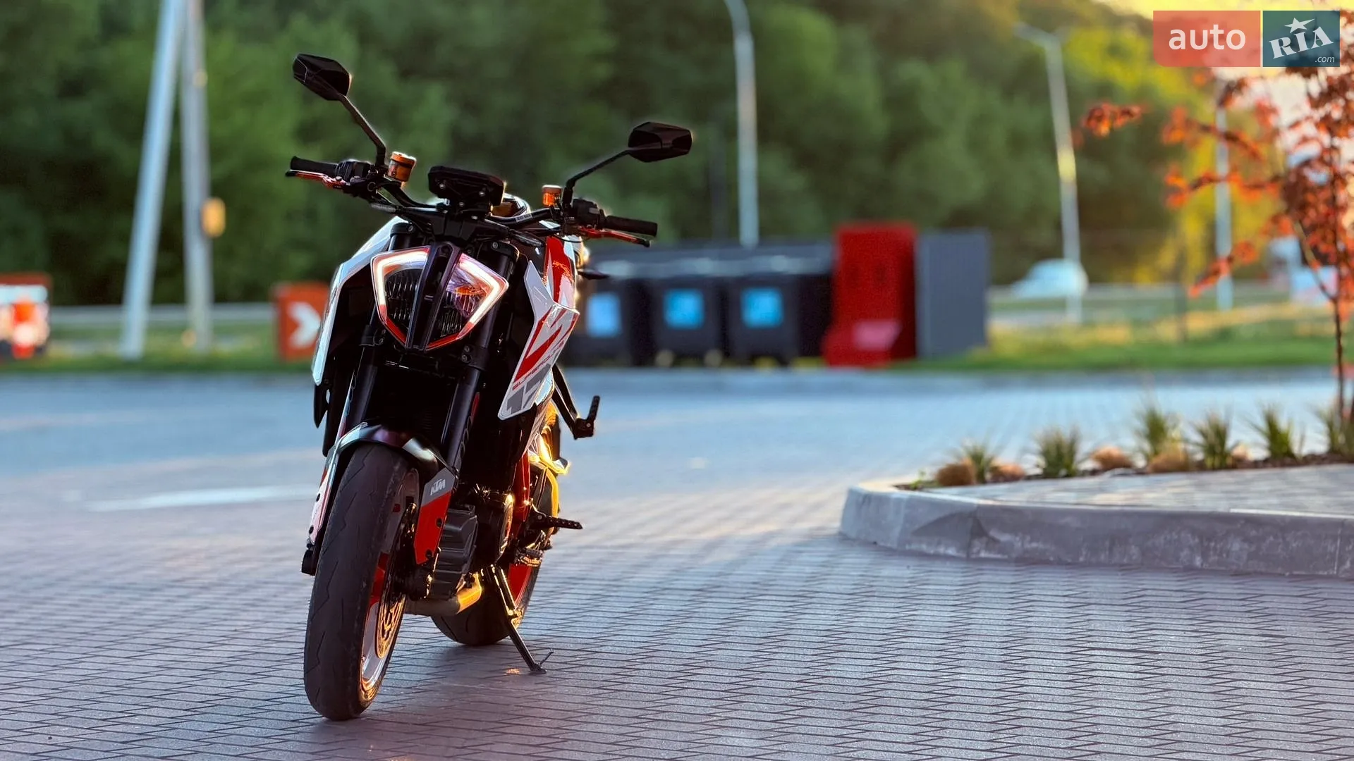 KTM Super Duke 1290 2017 VIN VBKV39401FM919677 фото оголошення 15 з 24
