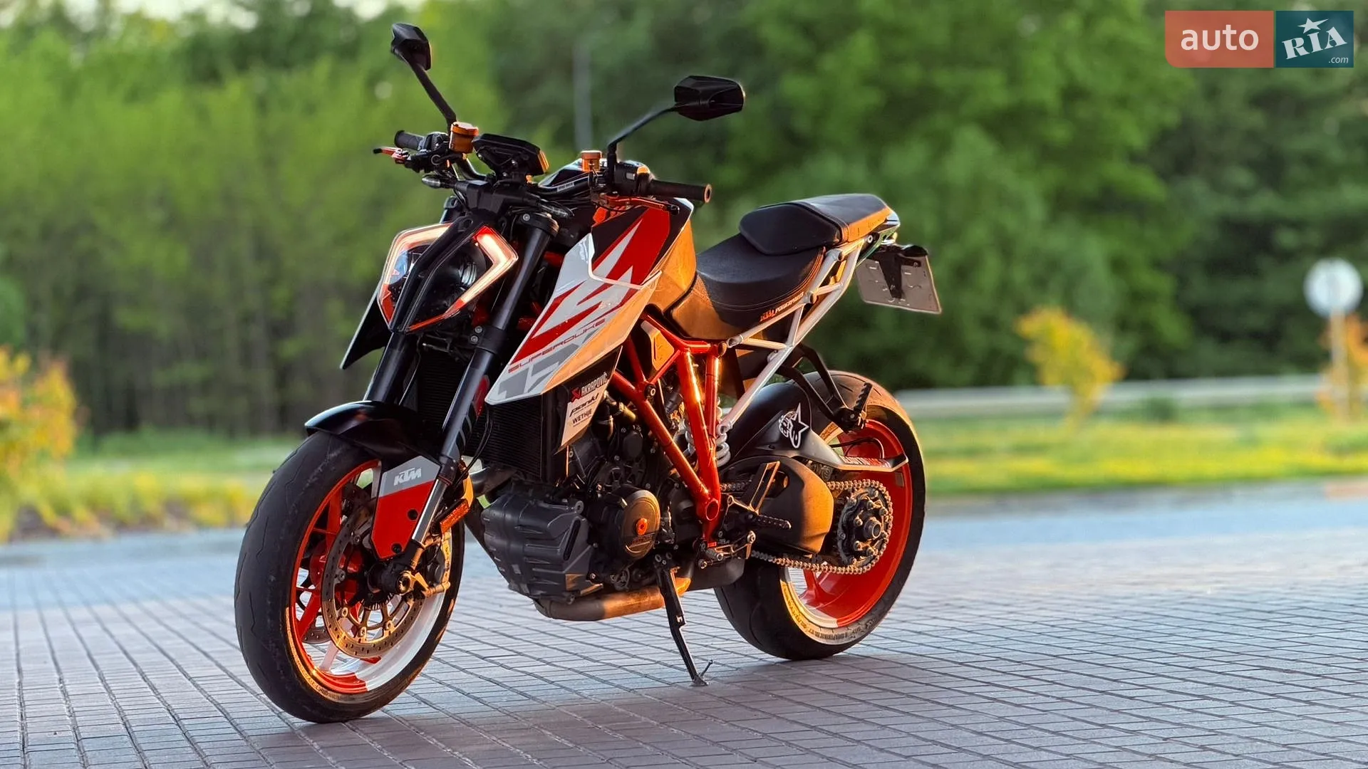 KTM Super Duke 1290 2017 VIN VBKV39401FM919677 фото оголошення 16 з 24