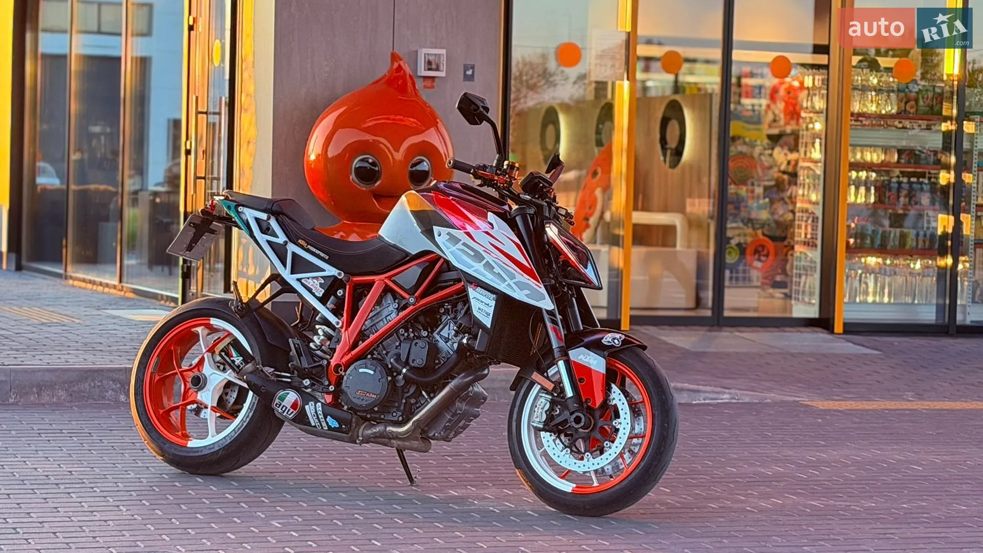 KTM Super Duke 1290 2017 VIN VBKV39401FM919677 фото оголошення 17 з 24
