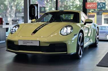 Характеристики Porsche 911 Купе