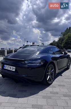 Характеристики Porsche Cayman Купе