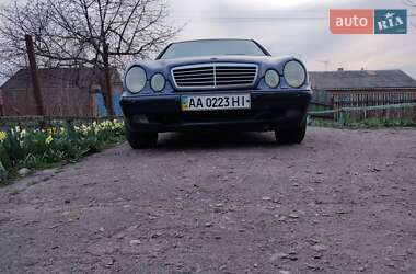 Характеристики Mercedes-Benz CLK-Class Купе