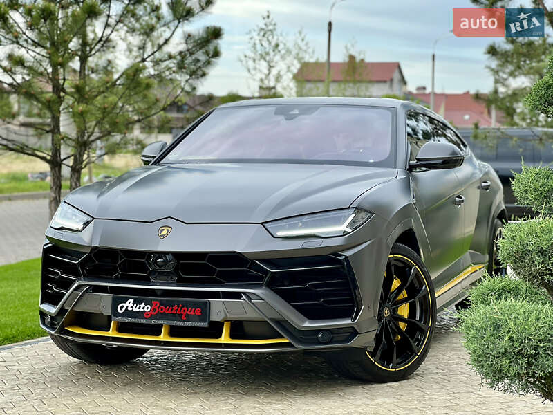 Lamborghini Urus