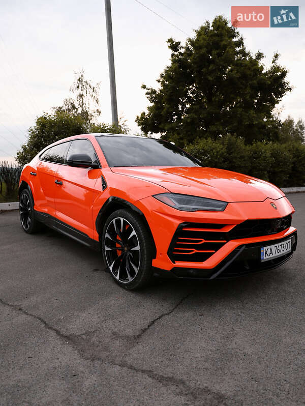 Внедорожник / Кроссовер Lamborghini Urus 2019 в Киеве
