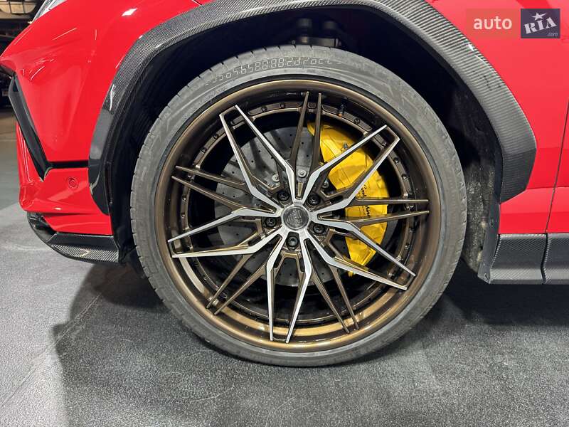 Внедорожник / Кроссовер Lamborghini Urus 2021 в Киеве фото 39 Внедорожник / Кроссовер Lamborghini Urus 2021 в Киеве