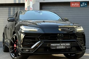 Lamborghini Urus  2020