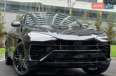 Lamborghini Urus SE 2026