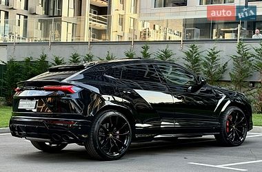 Позашляховик / Кросовер Lamborghini Urus 2020 в Києві фото 19 Позашляховик / Кросовер Lamborghini Urus 2020 в Києві