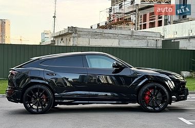 Позашляховик / Кросовер Lamborghini Urus 2020 в Києві фото 23 Позашляховик / Кросовер Lamborghini Urus 2020 в Києві