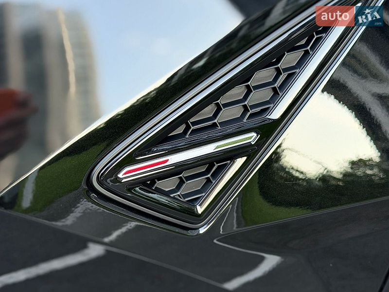 Позашляховик / Кросовер Lamborghini Urus 2020 в Києві фото 35 Позашляховик / Кросовер Lamborghini Urus 2020 в Києві
