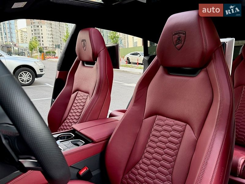 Позашляховик / Кросовер Lamborghini Urus 2020 в Києві фото 43 Позашляховик / Кросовер Lamborghini Urus 2020 в Києві