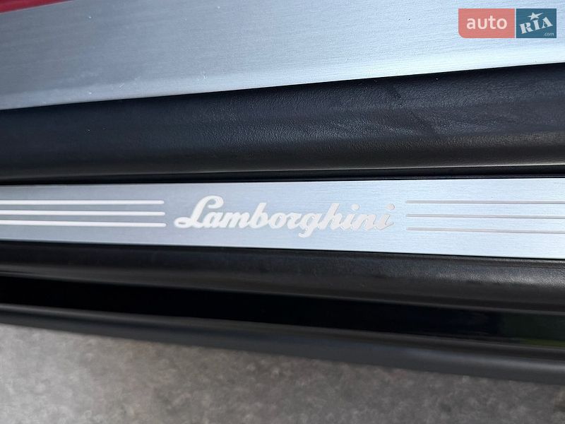 Позашляховик / Кросовер Lamborghini Urus 2020 в Києві фото 46 Позашляховик / Кросовер Lamborghini Urus 2020 в Києві
