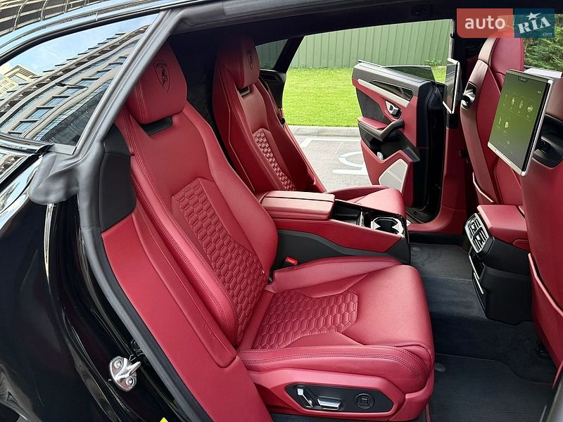 Позашляховик / Кросовер Lamborghini Urus 2020 в Києві фото 55 Позашляховик / Кросовер Lamborghini Urus 2020 в Києві