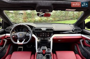 Позашляховик / Кросовер Lamborghini Urus 2020 в Києві фото 73 Позашляховик / Кросовер Lamborghini Urus 2020 в Києві