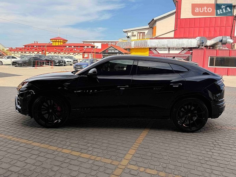 Позашляховик / Кросовер Lamborghini Urus 2021 в Львові