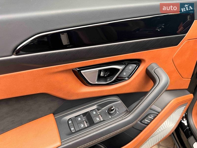Позашляховик / Кросовер Lamborghini Urus 2021 в Львові