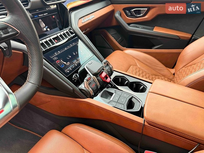 Позашляховик / Кросовер Lamborghini Urus 2021 в Львові