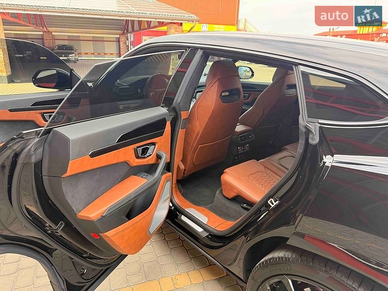 Позашляховик / Кросовер Lamborghini Urus 2021 в Львові