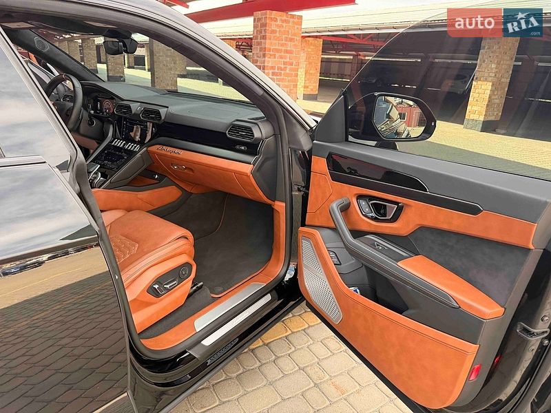 Позашляховик / Кросовер Lamborghini Urus 2021 в Львові