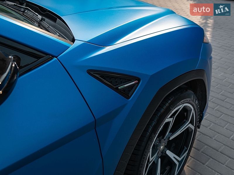 Внедорожник / Кроссовер Lamborghini Urus 2020 в Днепре
