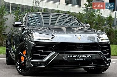 Внедорожник / Кроссовер Lamborghini Urus 2019 в Киеве
