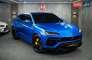 Lamborghini Urus  2019