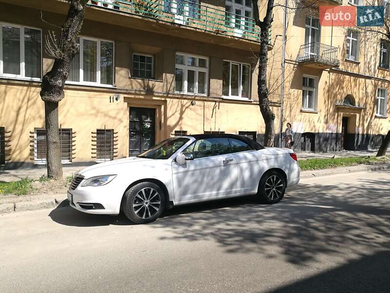 Легкові Lancia Flavia