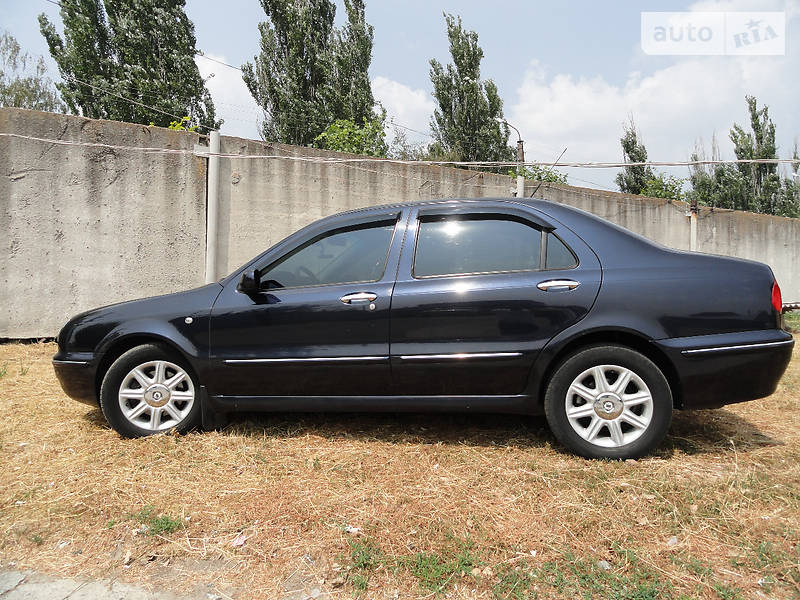 Lancia Lybra 2003 года