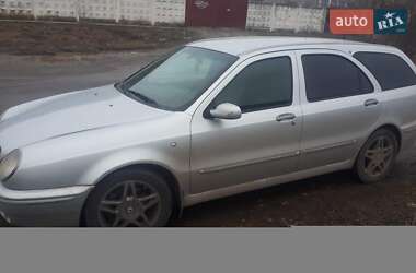 Lancia Lybra  2002