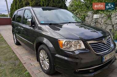 Lancia Voyager  2013
