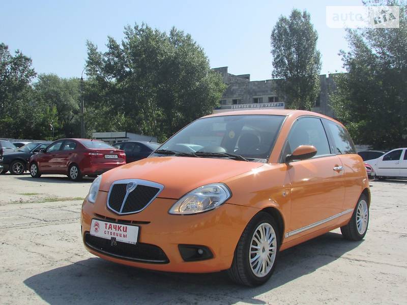 Lancia Ypsilon 2008 года