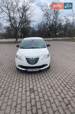 Lancia Ypsilon  2012