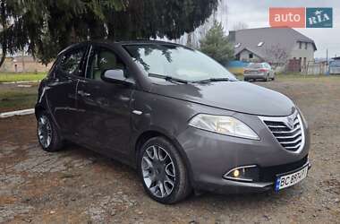 Lancia Ypsilon  2012
