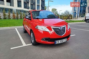 Lancia Ypsilon  2012