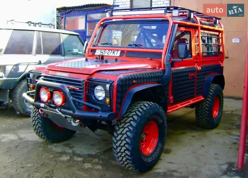 Land Rover Defender