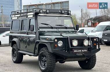 Land Rover Defender 2005