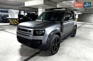 Land Rover Defender  2022