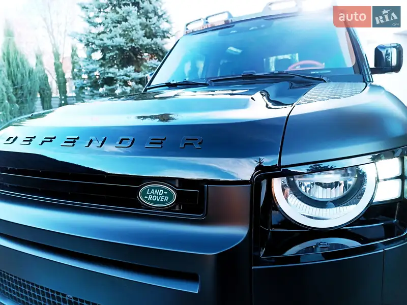 Land Rover Defender