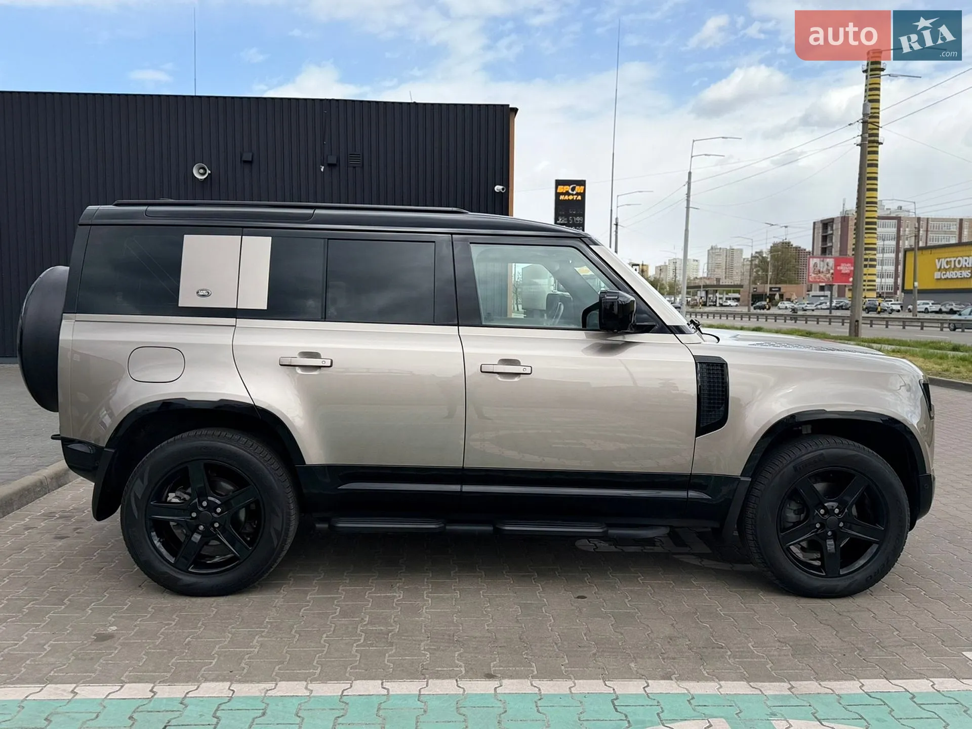 Land Rover Defender 2022 VIN SALEA7BW5P2179561 фото оголошення 8 з 49